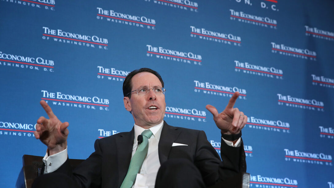 Randall Stephenson in 2019