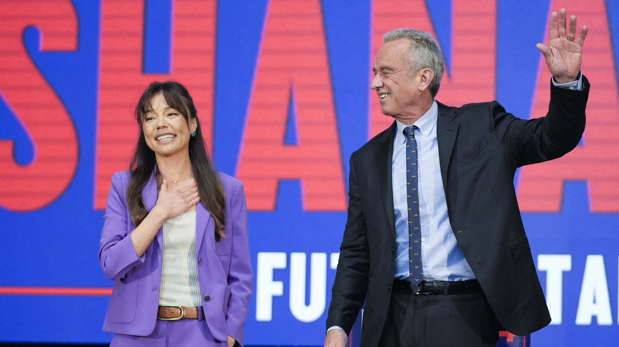 Nicole Shanahan in Wonderland - Puck