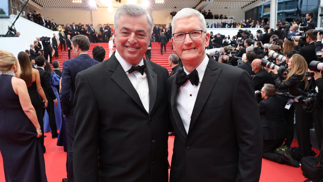 eddy cue tim cook