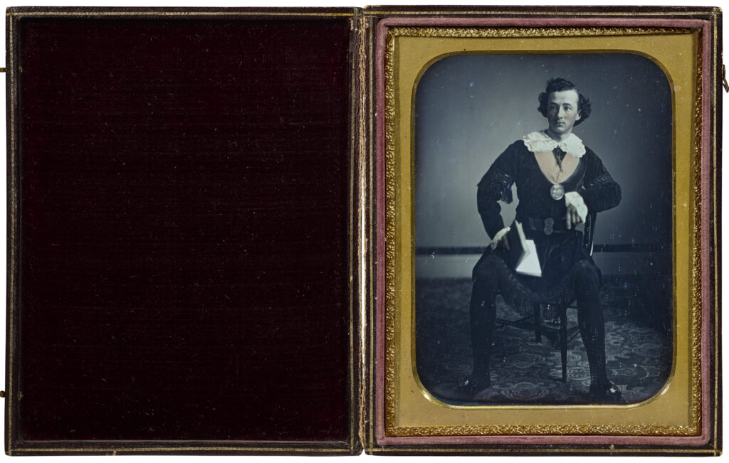 Sold at Auction: [ALPHONSE LE BLONDEL] SIGNED FRENCH DAGUERREOTYPE