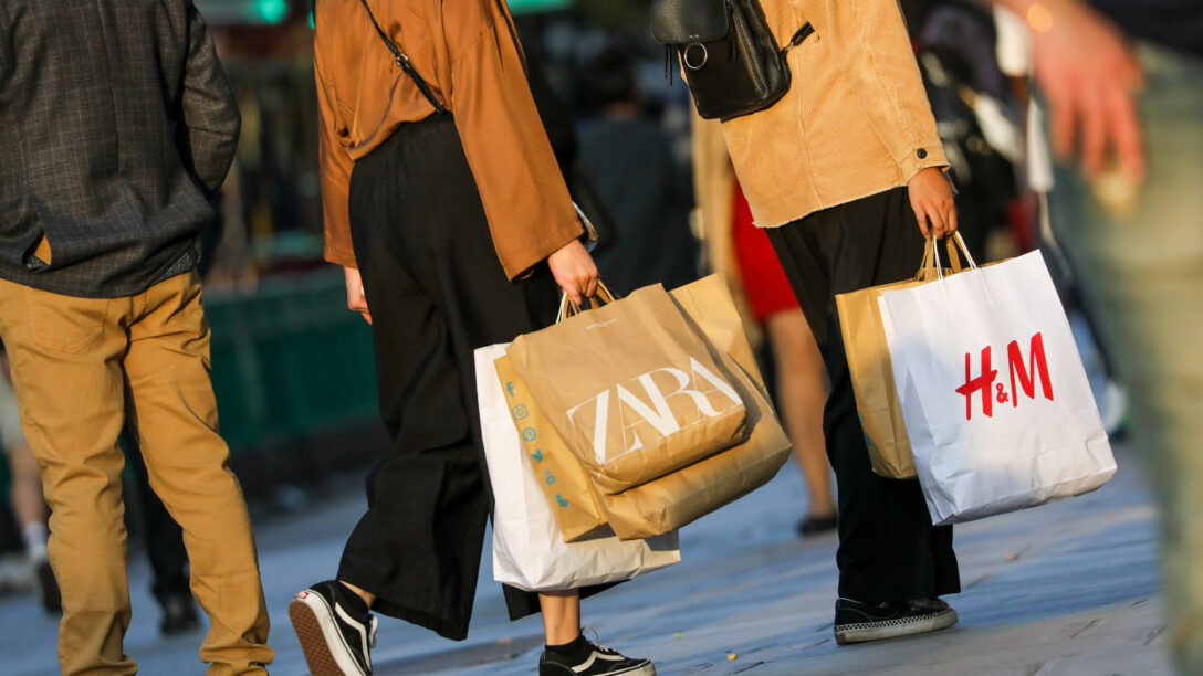 retail sales shopping bags