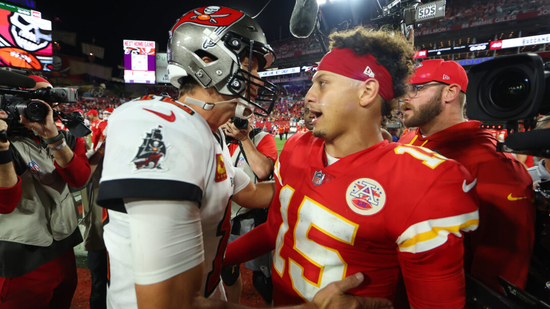 nfl chiefs buccs tom brady patrick mahomes