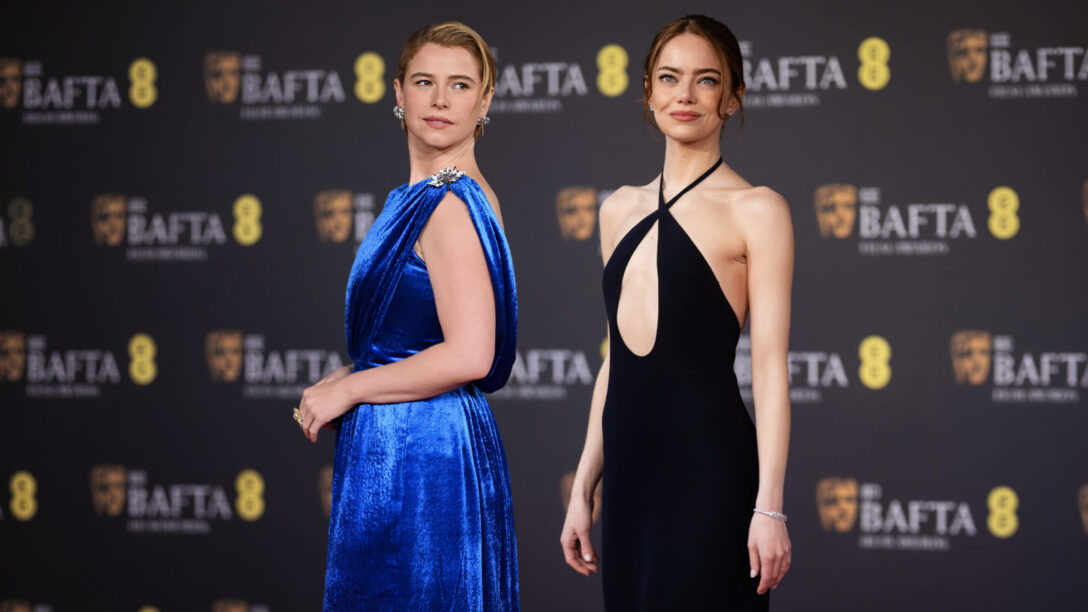 red carpet wars Jessie Buckley emma stone
