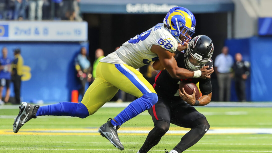 nfl rams falcons tackle